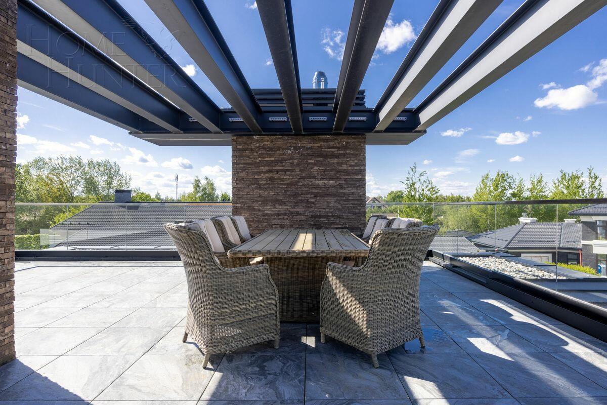 3-этажный коттедж 550 м² с отделкой
