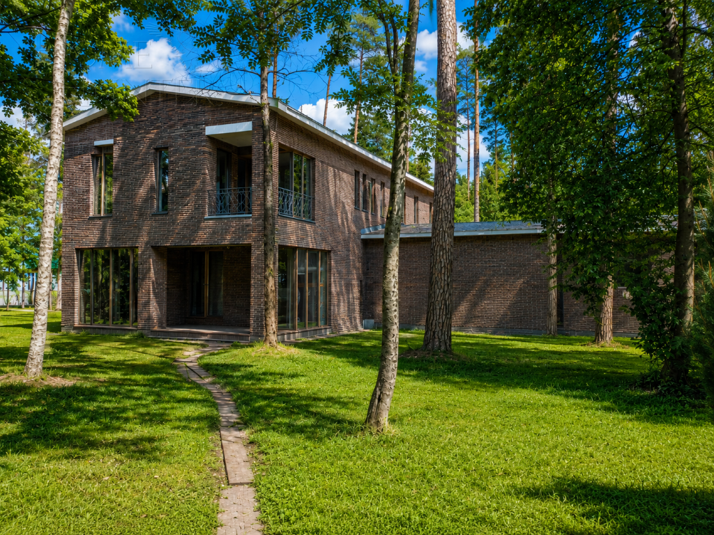 2-этажный коттедж 570 м² с отделкой