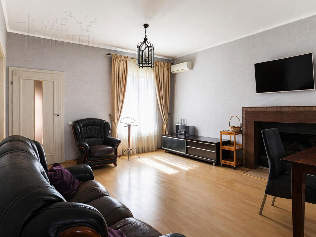 3-этажный коттедж 250 м² с отделкой