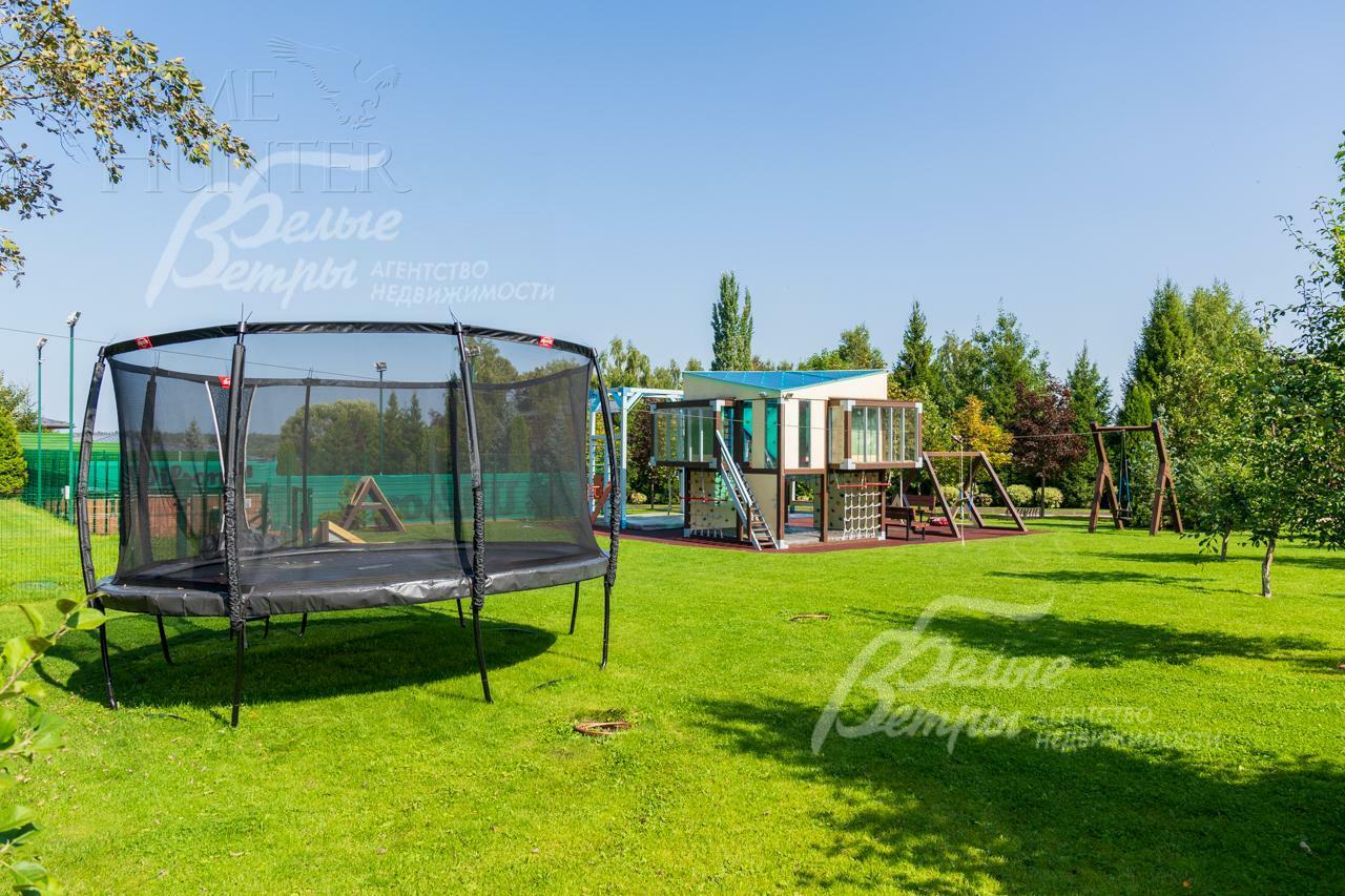2-этажный коттедж 409 м² с отделкой