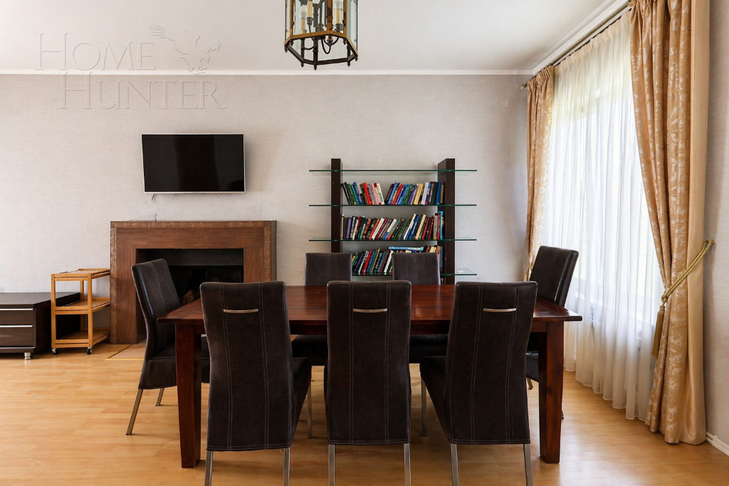 3-этажный коттедж 250 м² с отделкой