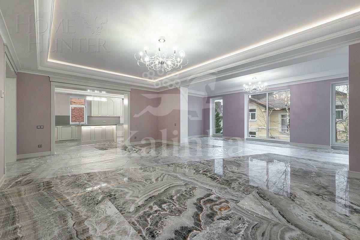 2-этажный коттедж 400 м² с отделкой
