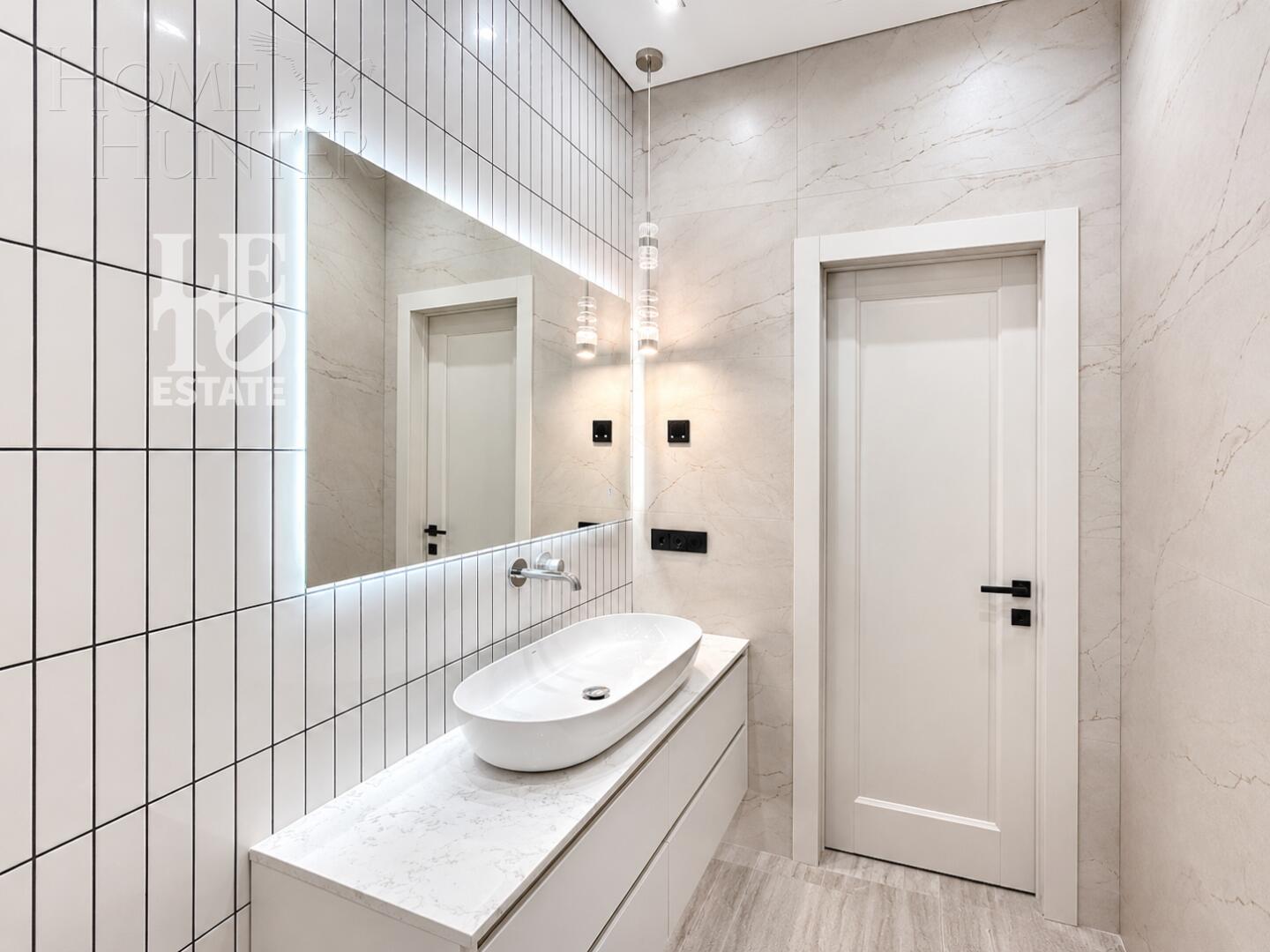 2-этажный коттедж 302 м² с отделкой