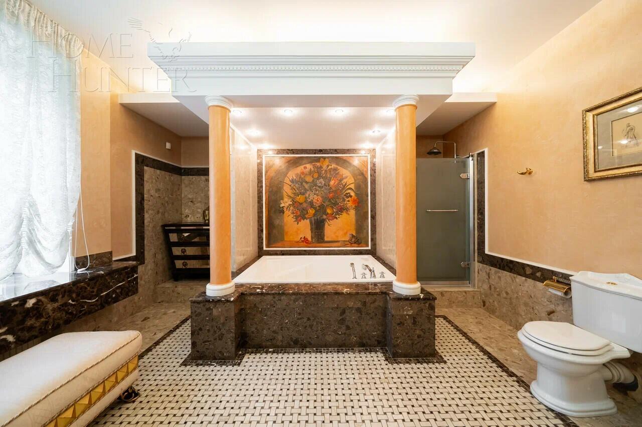 3-этажный коттедж 700 м² с отделкой
