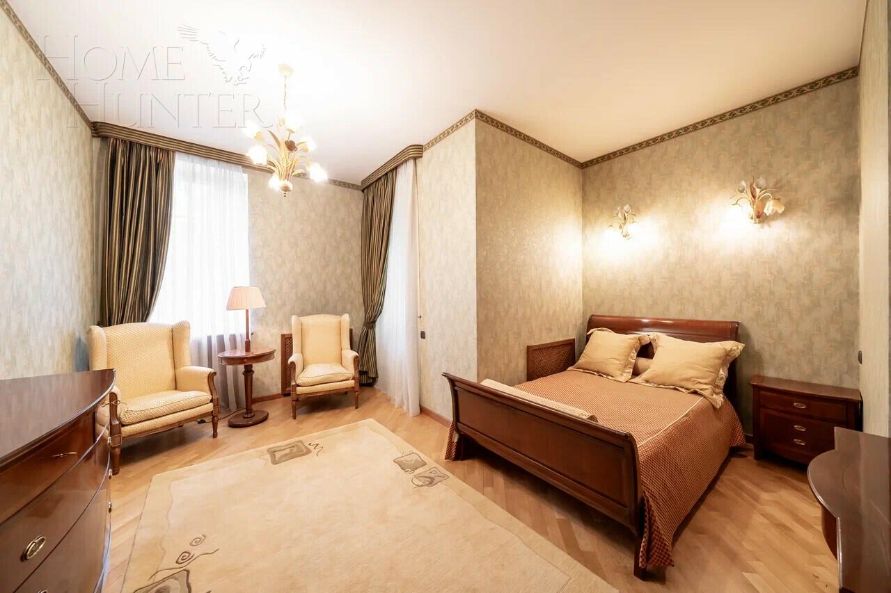 3-этажный коттедж 700 м² с отделкой