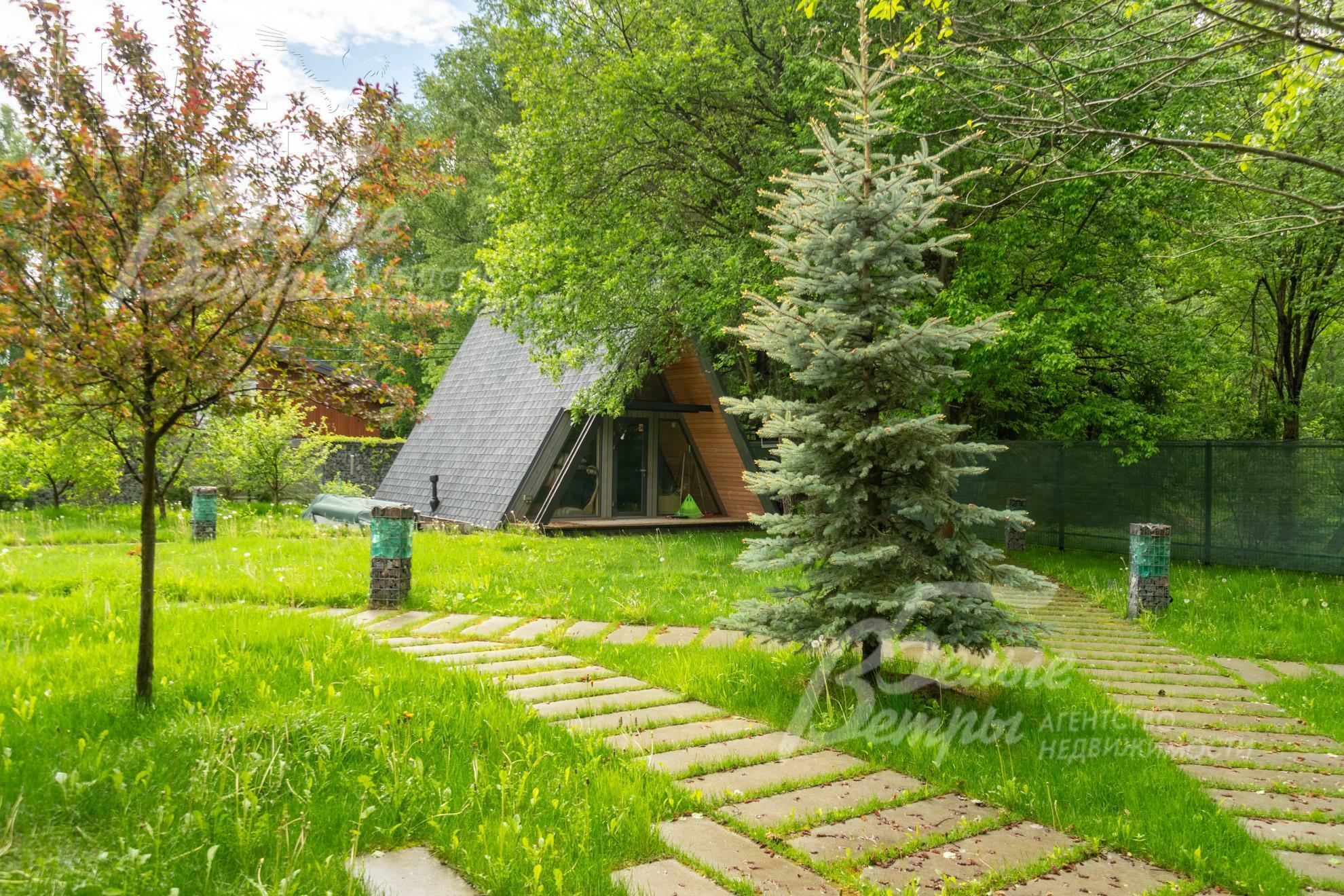 2-этажный коттедж 543 м² с отделкой