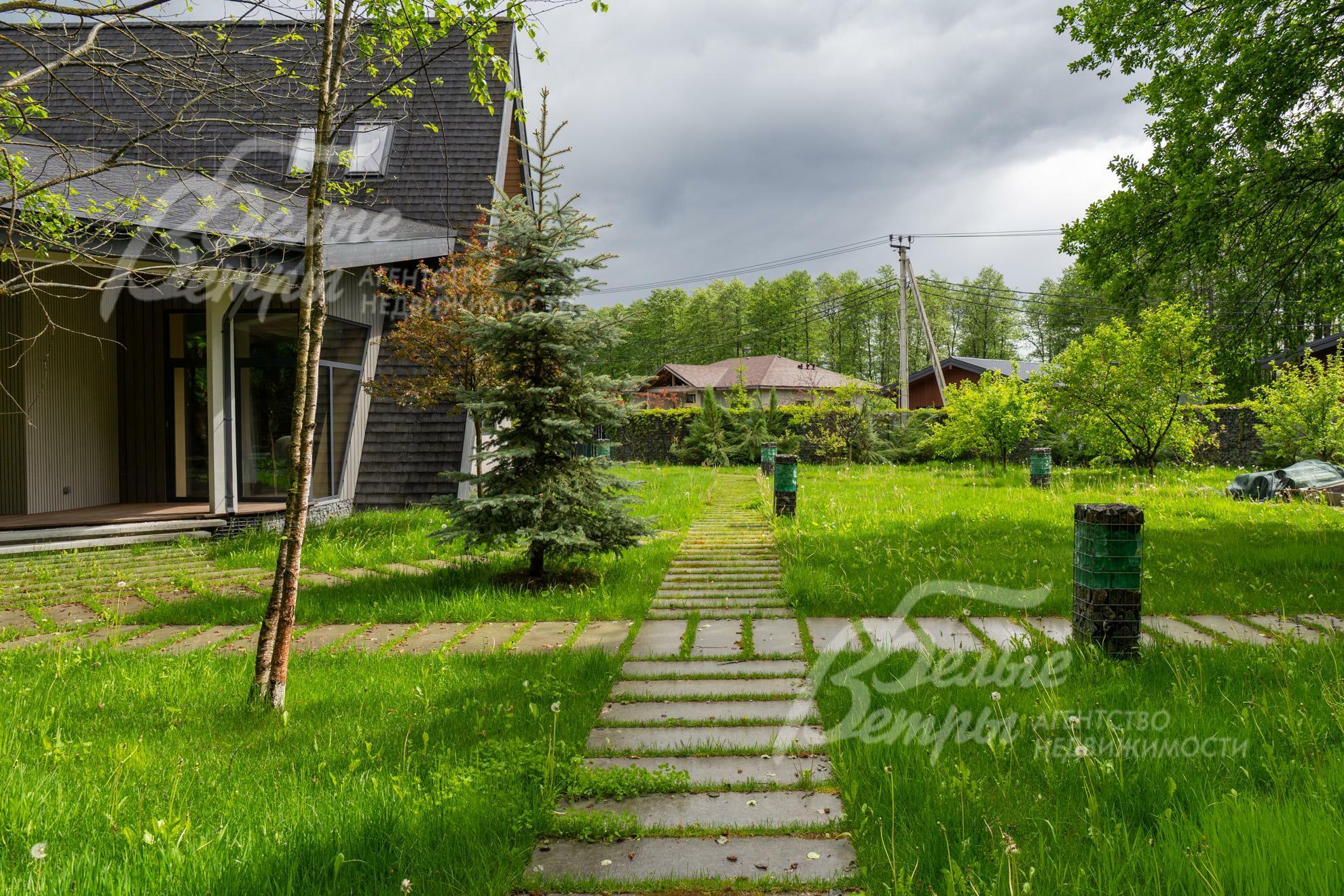 2-этажный коттедж 543 м² с отделкой