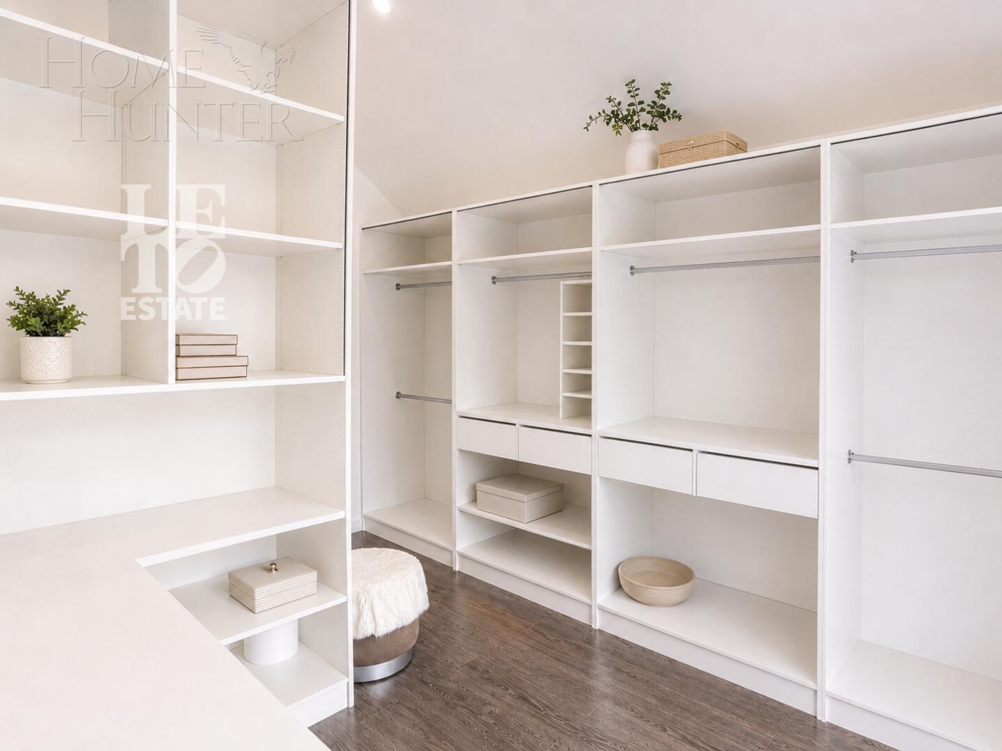 2-этажный коттедж 347.3 м² с отделкой