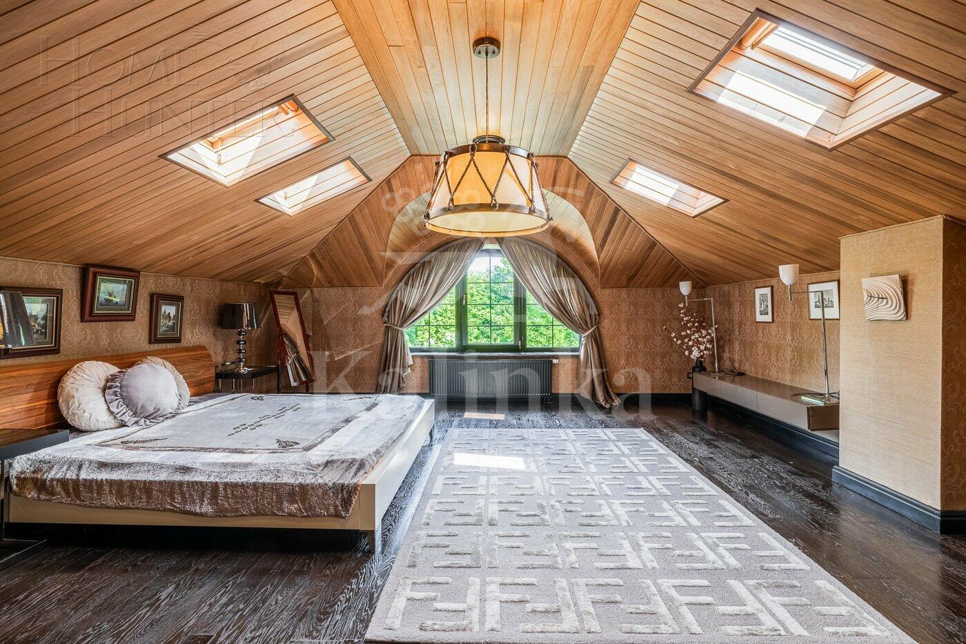 2-этажный коттедж 850 м² с отделкой