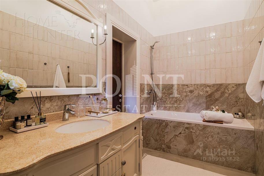 2-этажный коттедж 400 м² с отделкой