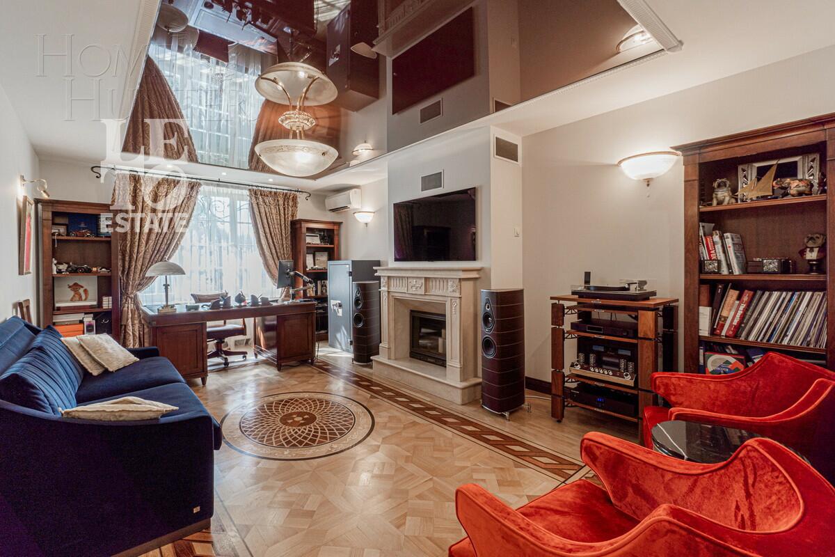 3-этажный коттедж 396.5 м² с отделкой