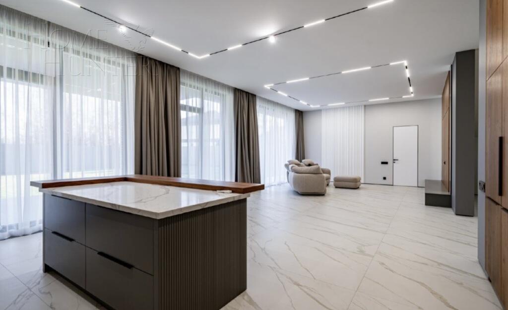 2-этажный коттедж 604 м² с отделкой