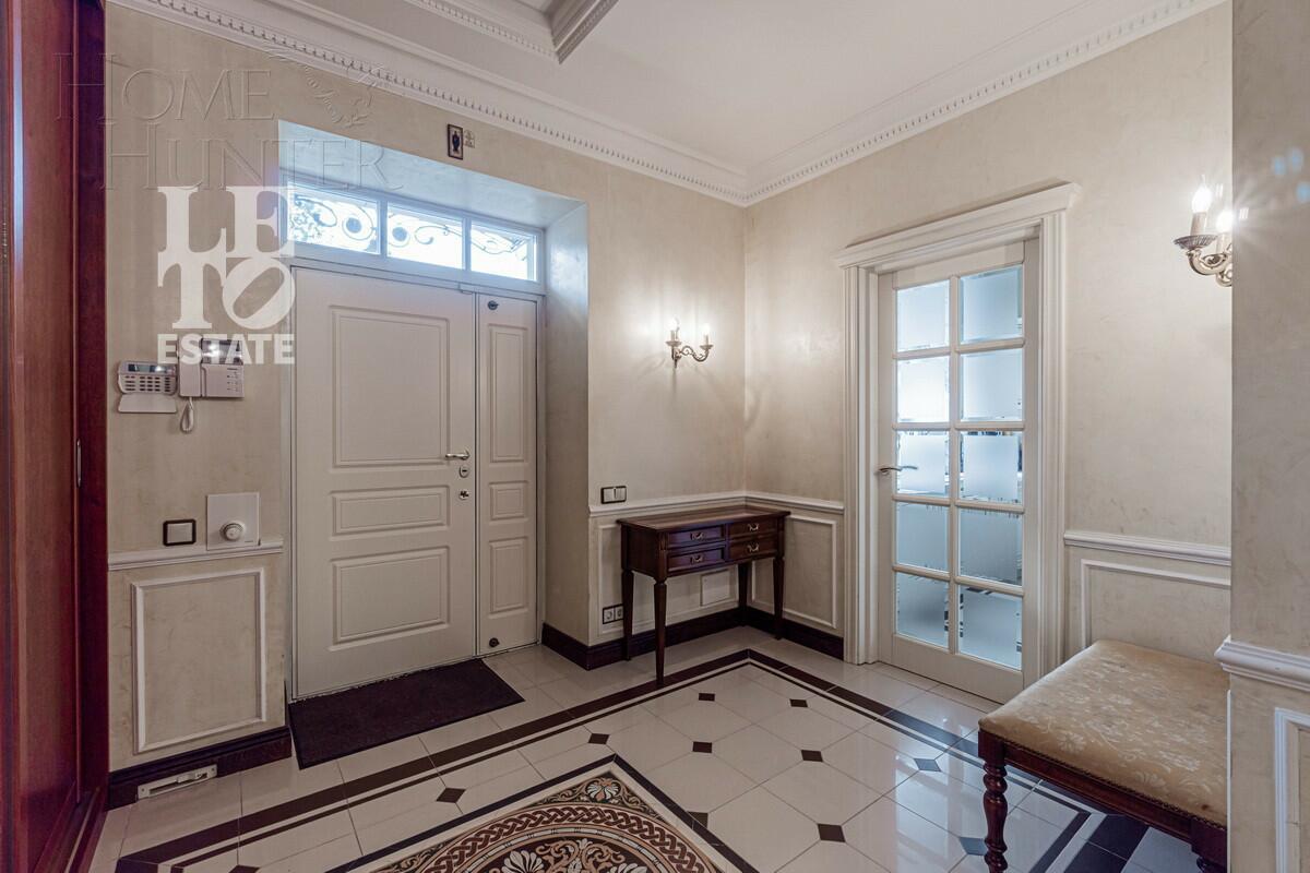 3-этажный коттедж 396.5 м² с отделкой