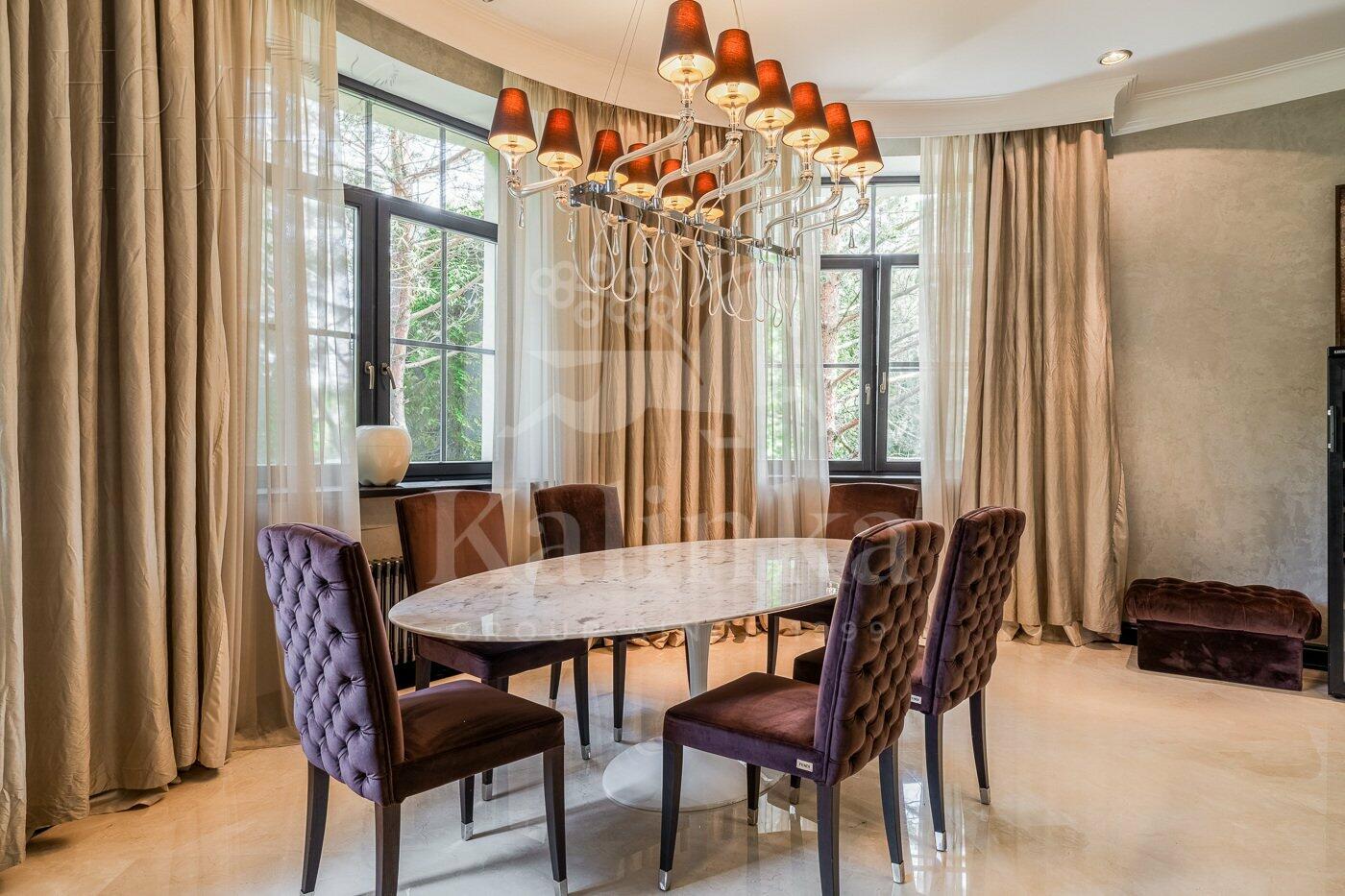 2-этажный коттедж 850 м² с отделкой