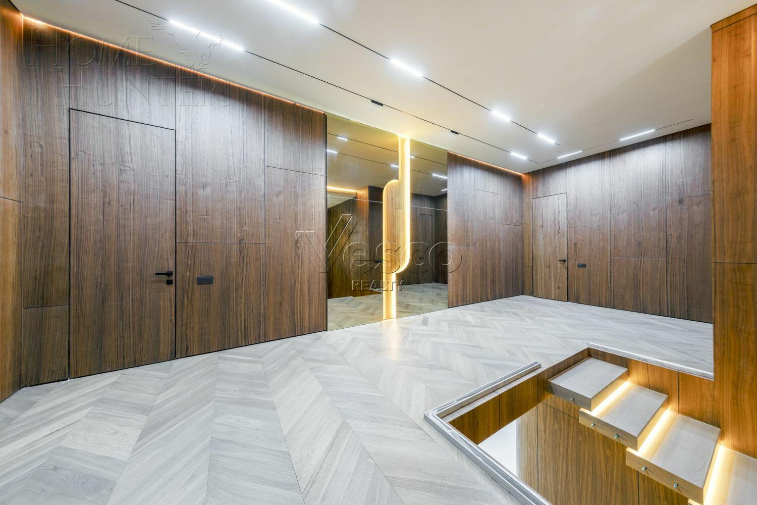 2-этажный коттедж 900 м² без отделки