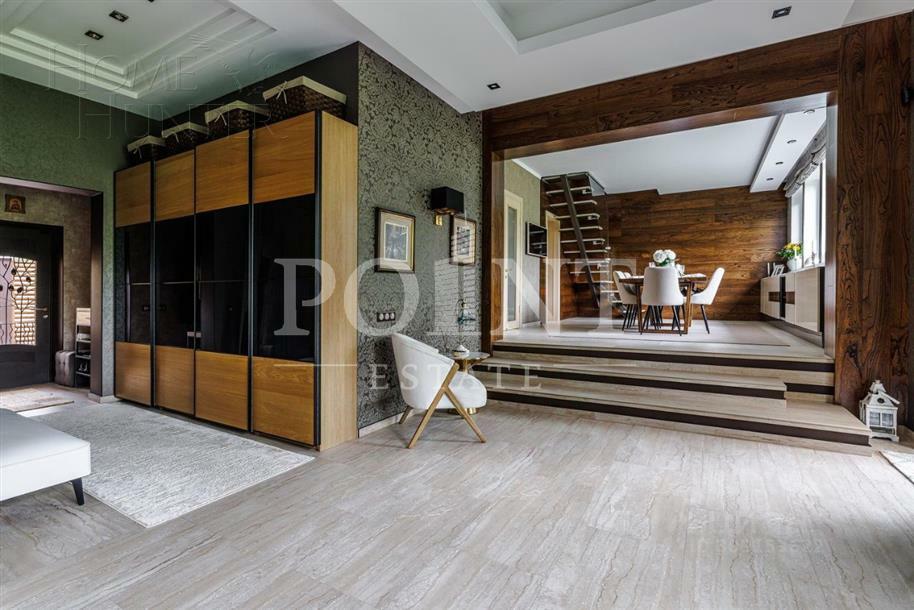 2-этажный коттедж 400 м² с отделкой