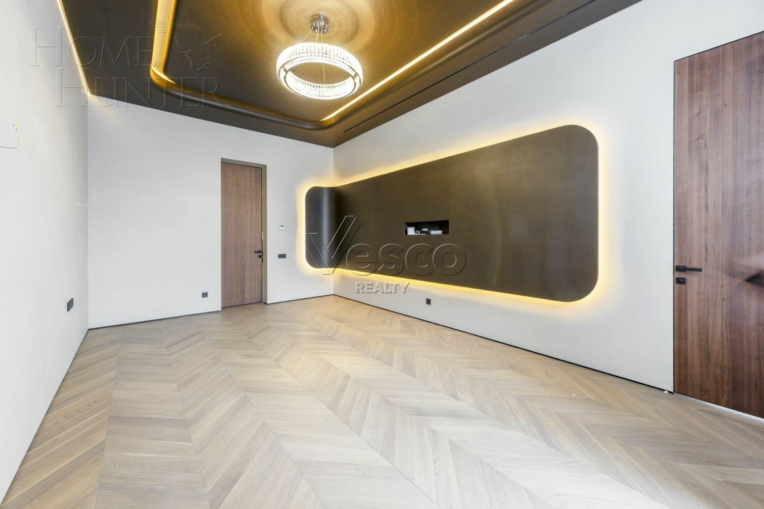 2-этажный коттедж 900 м² без отделки