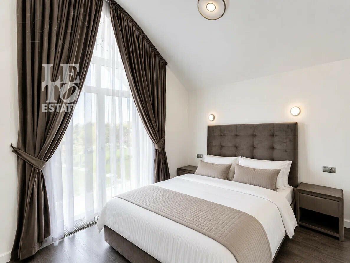 2-этажный коттедж 347.3 м² с отделкой