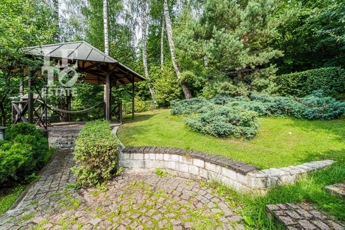 3-этажный коттедж 396.5 м² с отделкой