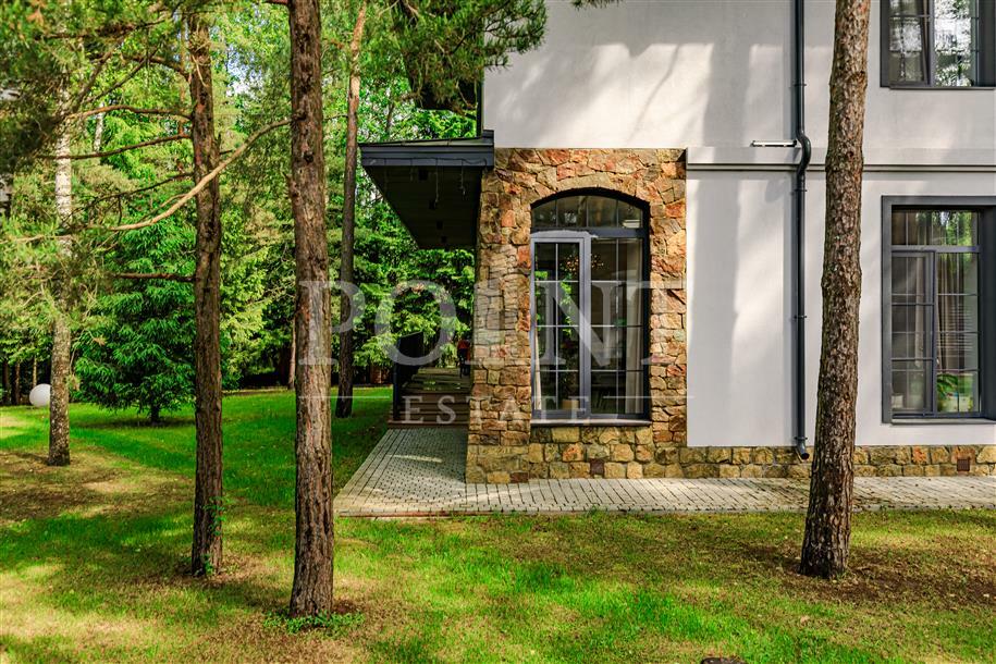 2-этажный коттедж 600 м² с отделкой