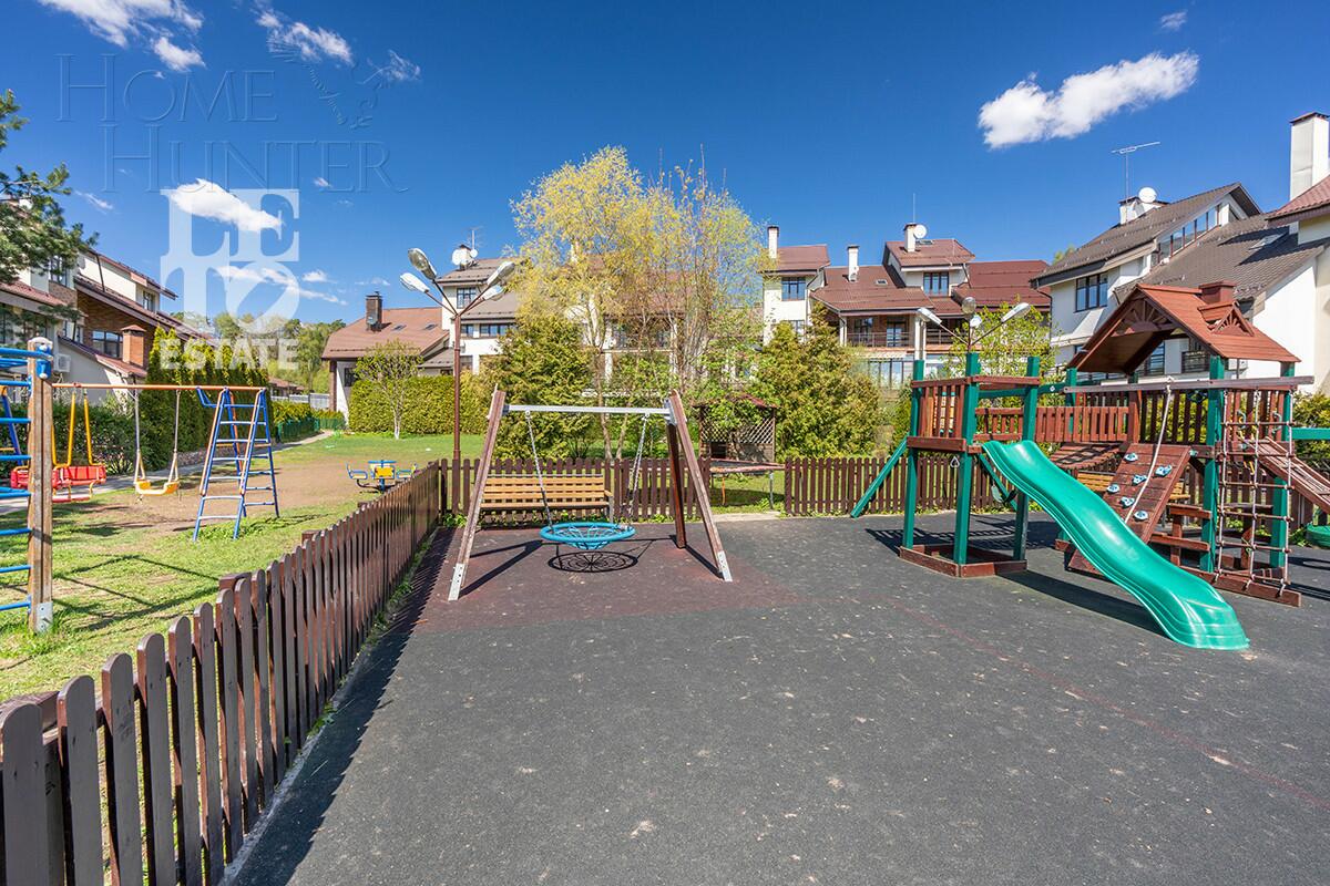 3-этажный коттедж 396.5 м² с отделкой