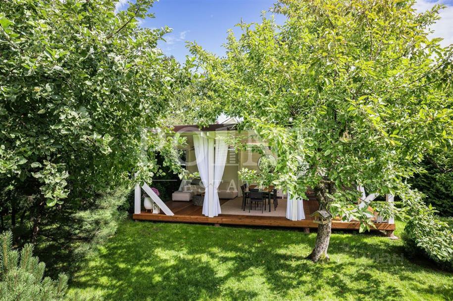 2-этажный коттедж 400 м² с отделкой