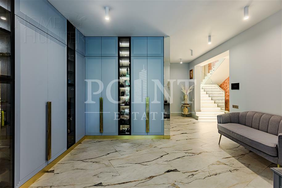 2-этажный коттедж 600 м² с отделкой