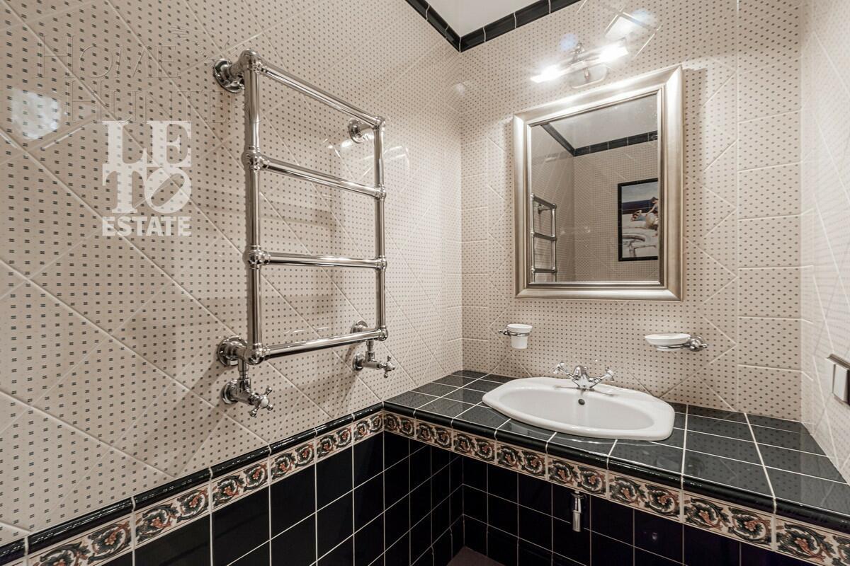 3-этажный коттедж 396.5 м² с отделкой