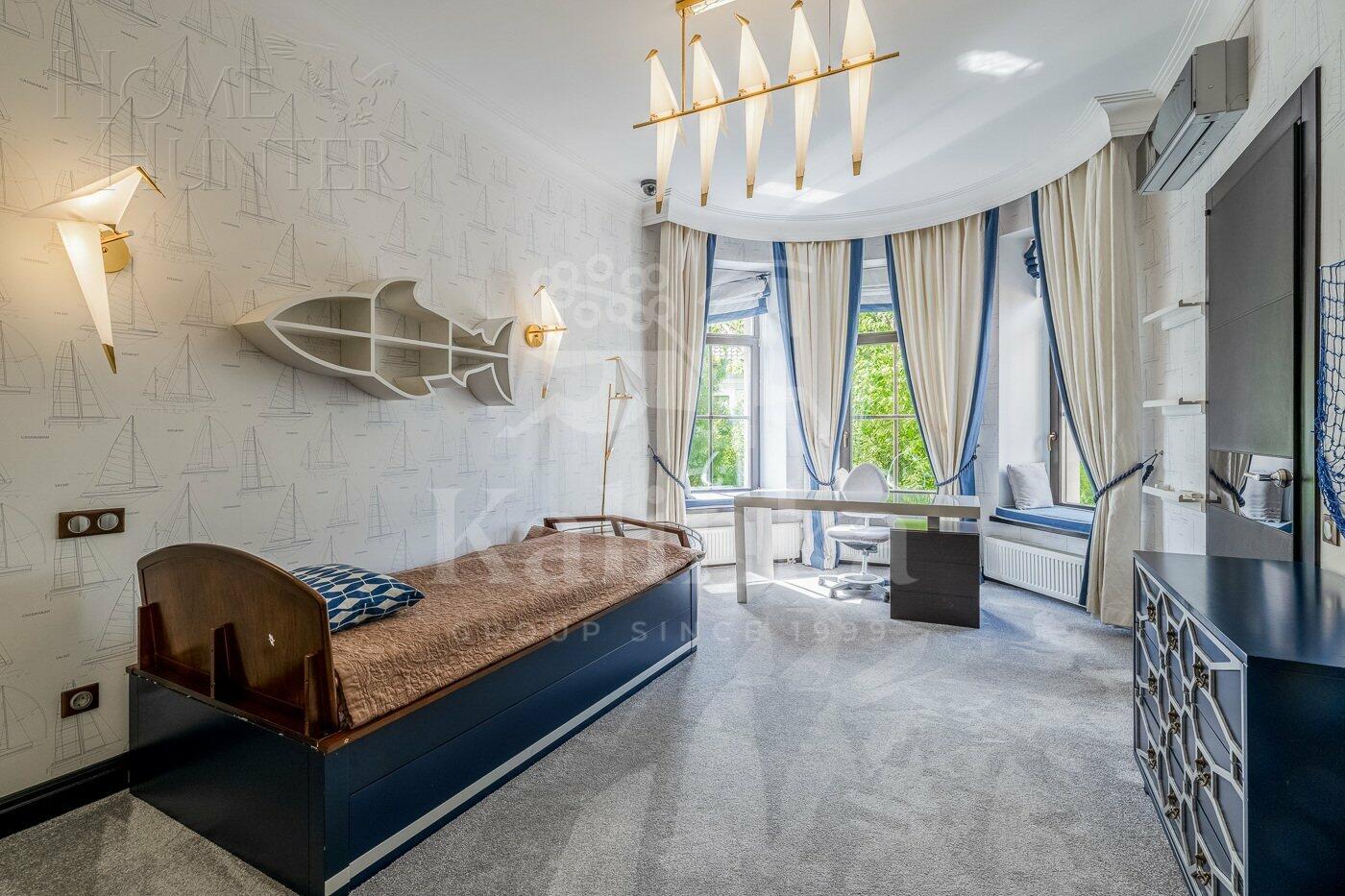 2-этажный коттедж 850 м² с отделкой