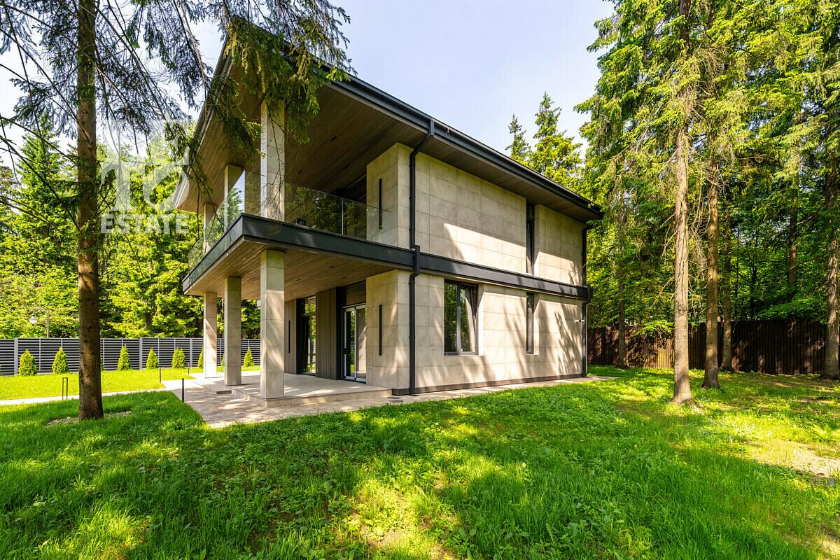 2-этажный коттедж 280 м² без отделки