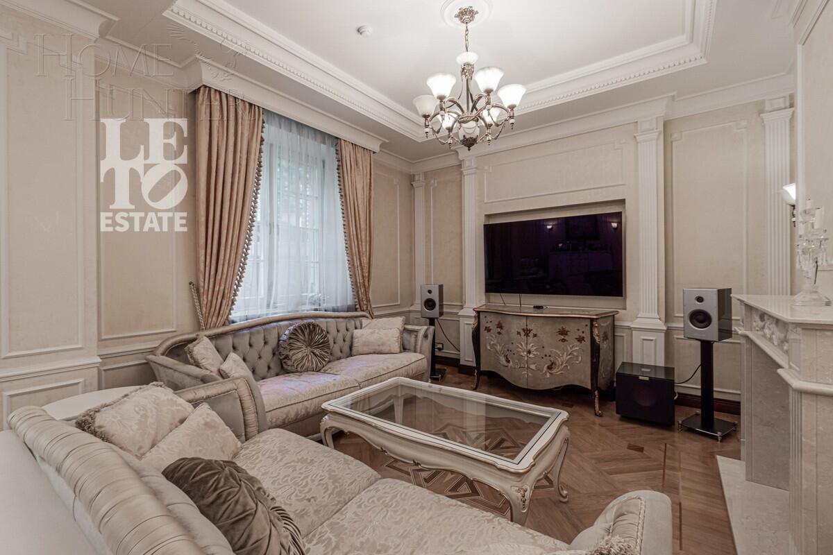 3-этажный коттедж 396.5 м² с отделкой