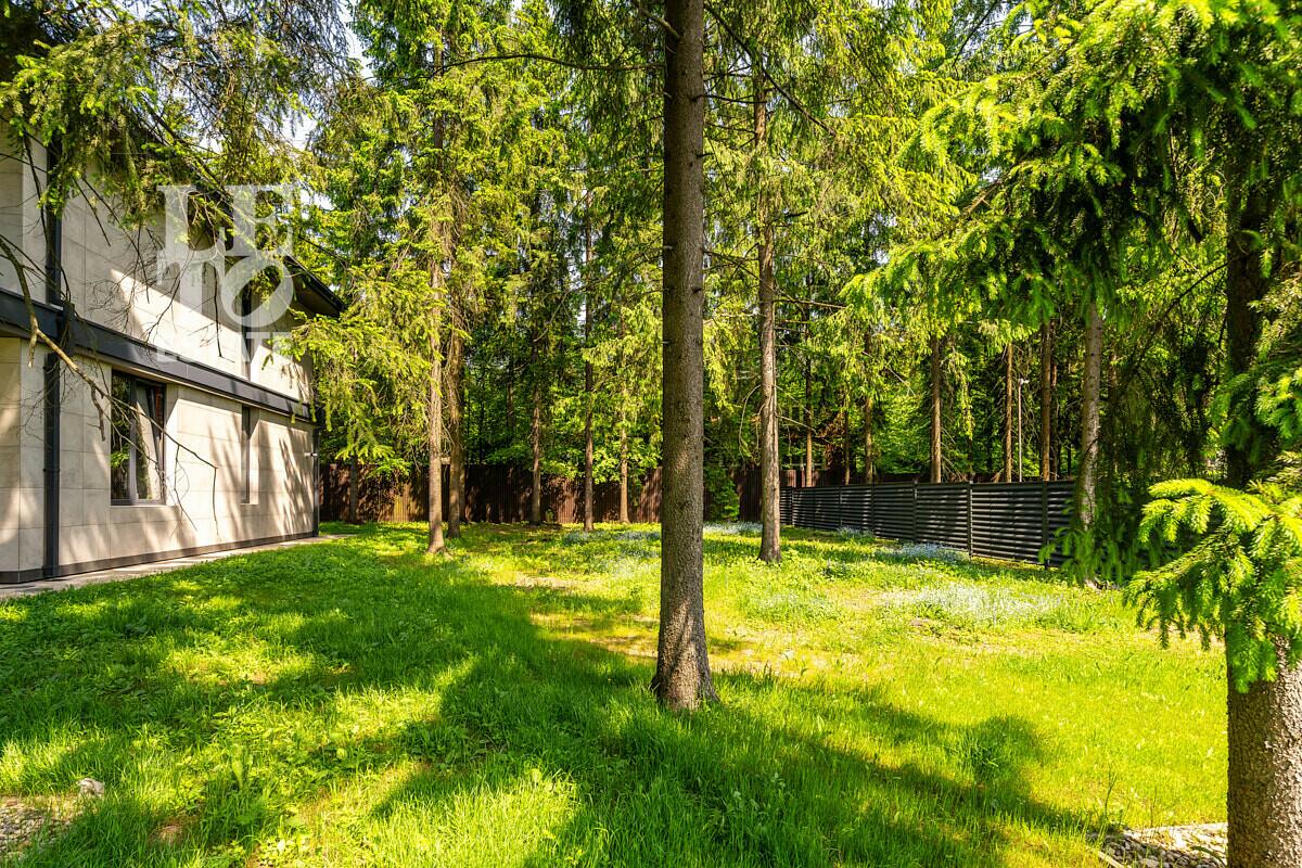 2-этажный коттедж 280 м² без отделки
