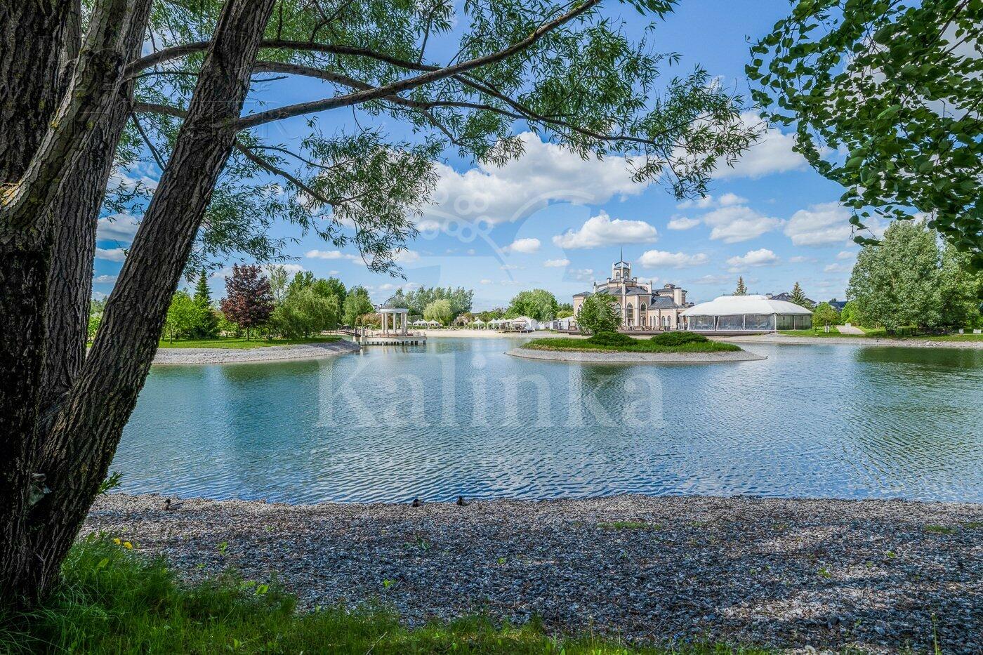 2-этажный коттедж 850 м² с отделкой