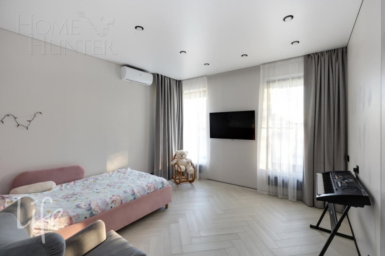 2-этажный коттедж 222 м² с отделкой