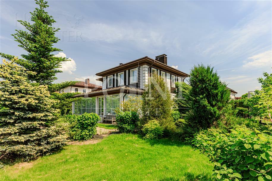 2-этажный коттедж 260 м² с отделкой
