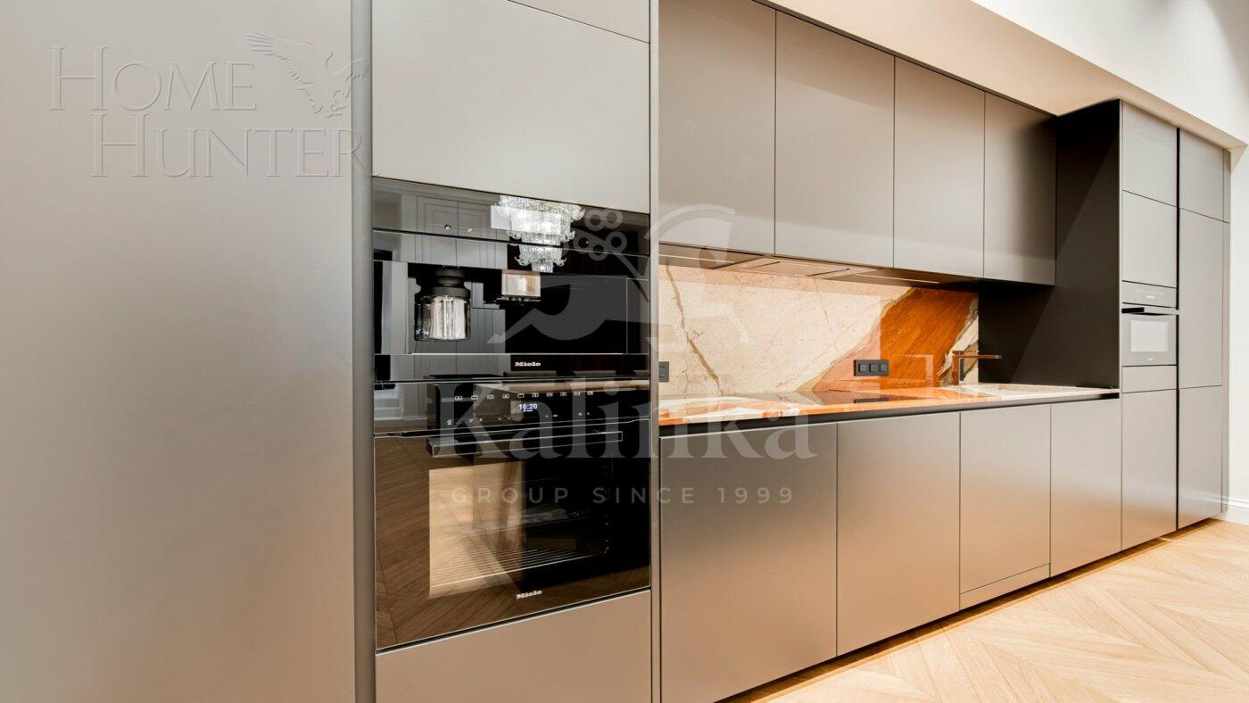 2-КОМН. КВАРТИРА С ОТДЕЛКОЙ 81.8 М² НА 1 ЭТАЖЕ