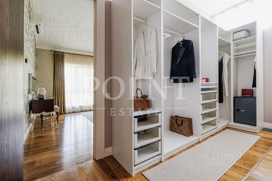 2-этажный коттедж 400 м² с отделкой