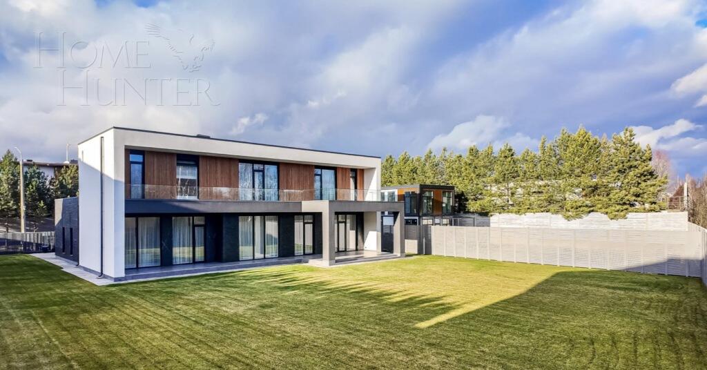 2-этажный коттедж 604 м² с отделкой