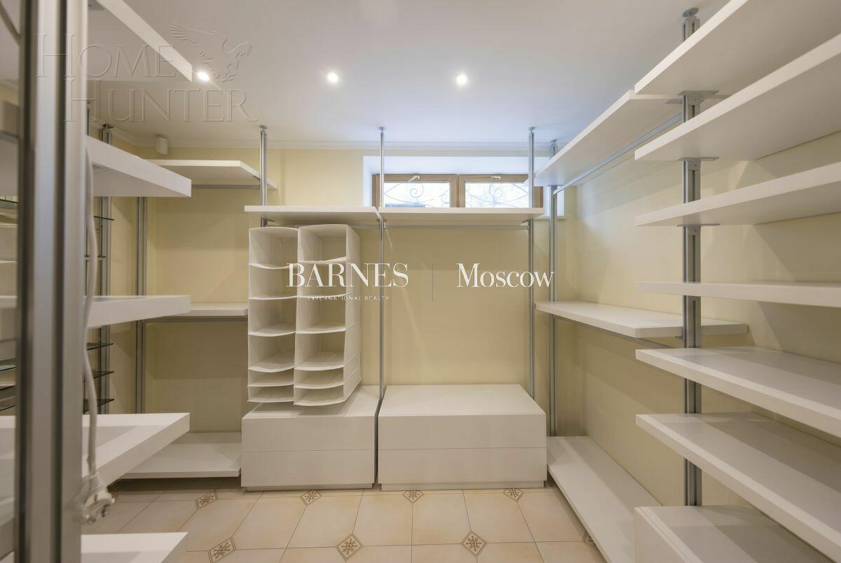 2-этажный коттедж 530 м² с отделкой