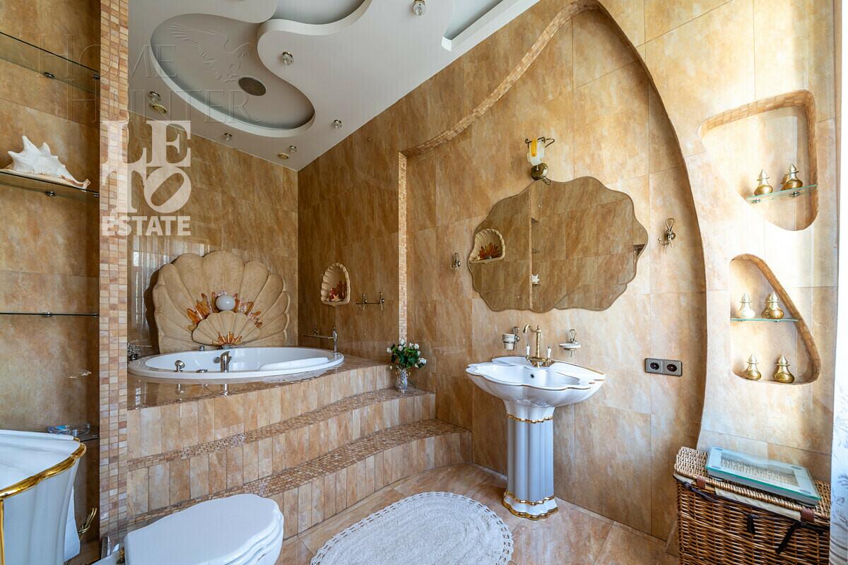 1-этажный коттедж 630 м² с отделкой