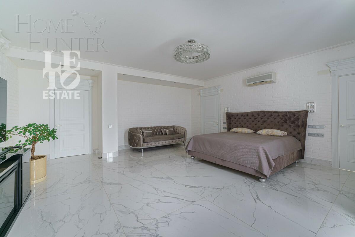 2-этажный коттедж 1 686 м² с отделкой