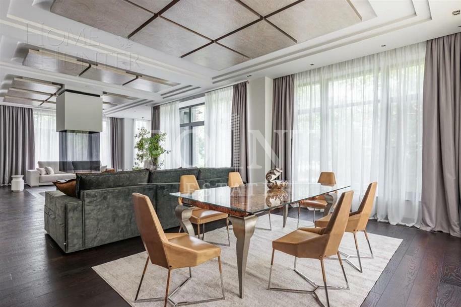2-этажный коттедж 750 м² с отделкой