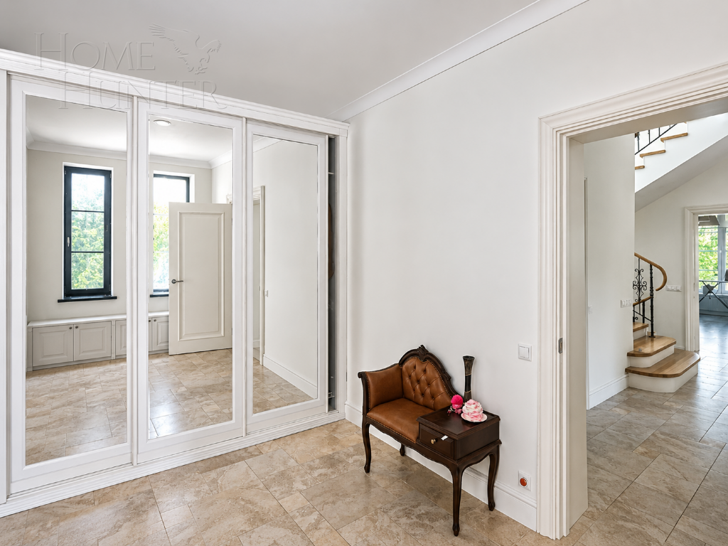 2-этажный коттедж 452 м² с отделкой