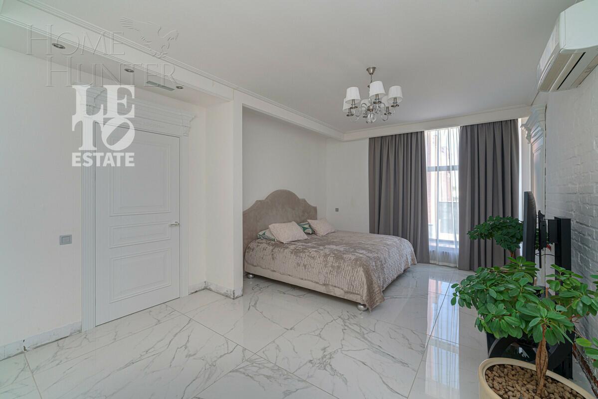 2-этажный коттедж 1 686 м² с отделкой