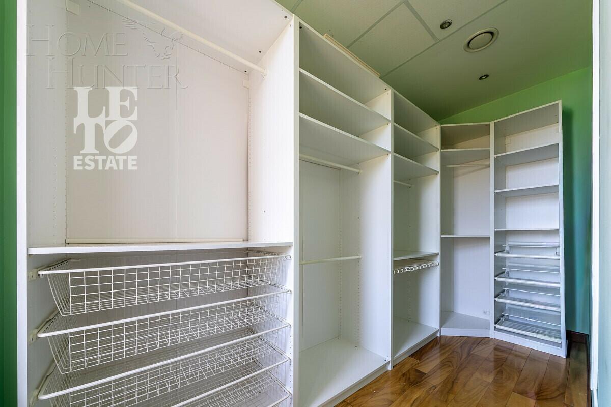 1-этажный коттедж 630 м² с отделкой