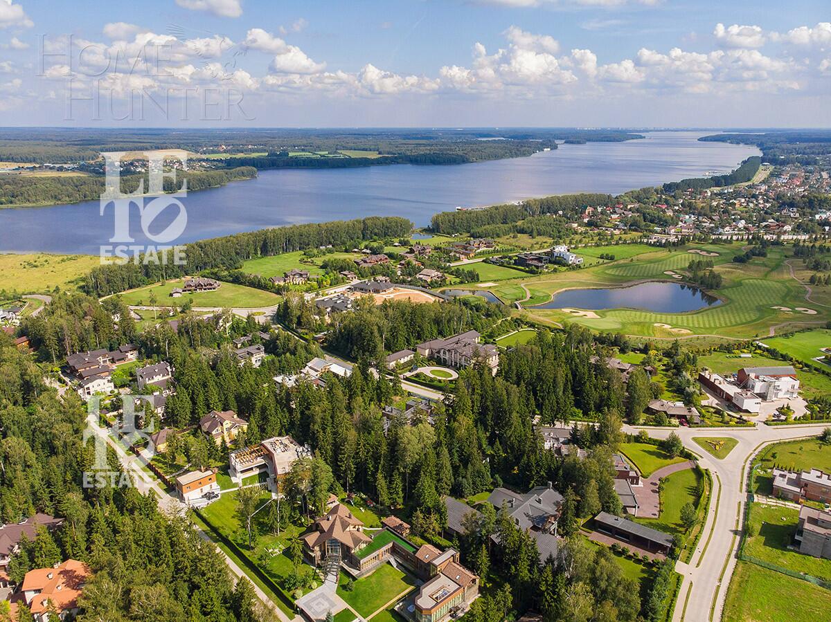 2-этажный коттедж 1 686 м² с отделкой
