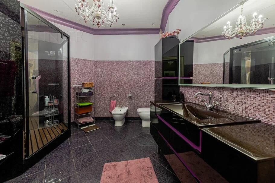 4-КОМН. КВАРТИРА С ОТДЕЛКОЙ 211.6 М² НА 3 ЭТАЖЕ