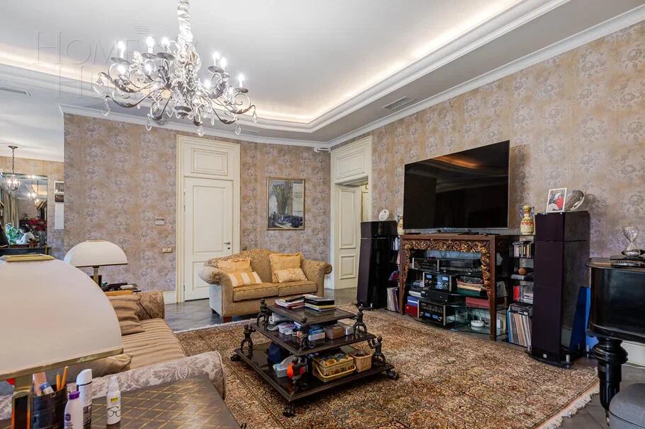4-КОМН. КВАРТИРА С ОТДЕЛКОЙ 211.6 М² НА 3 ЭТАЖЕ