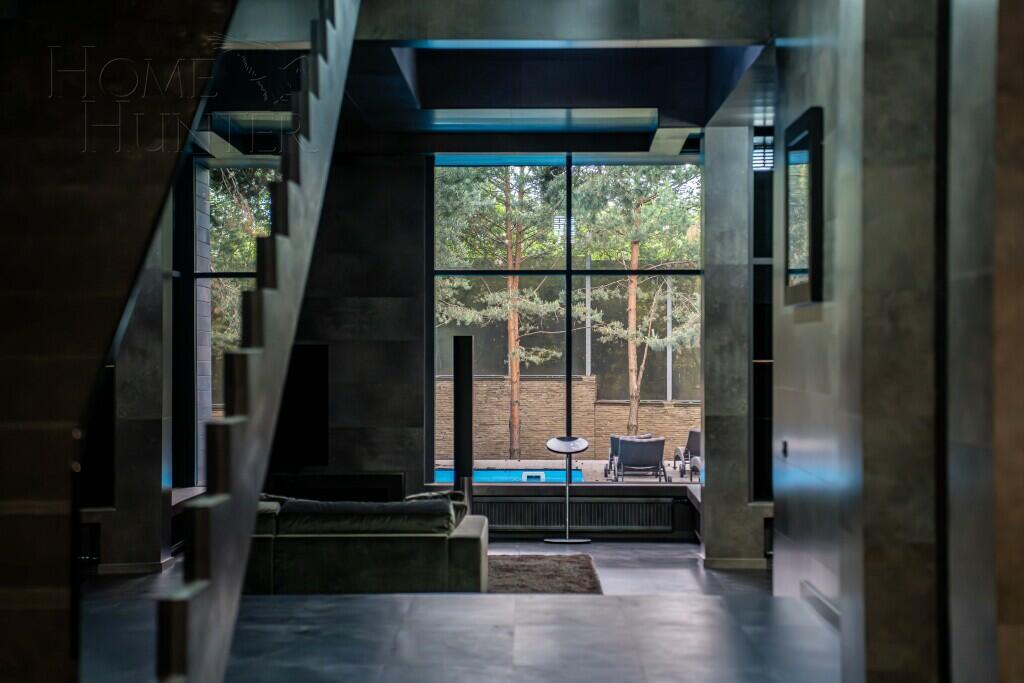 2-этажный коттедж 450 м² с отделкой