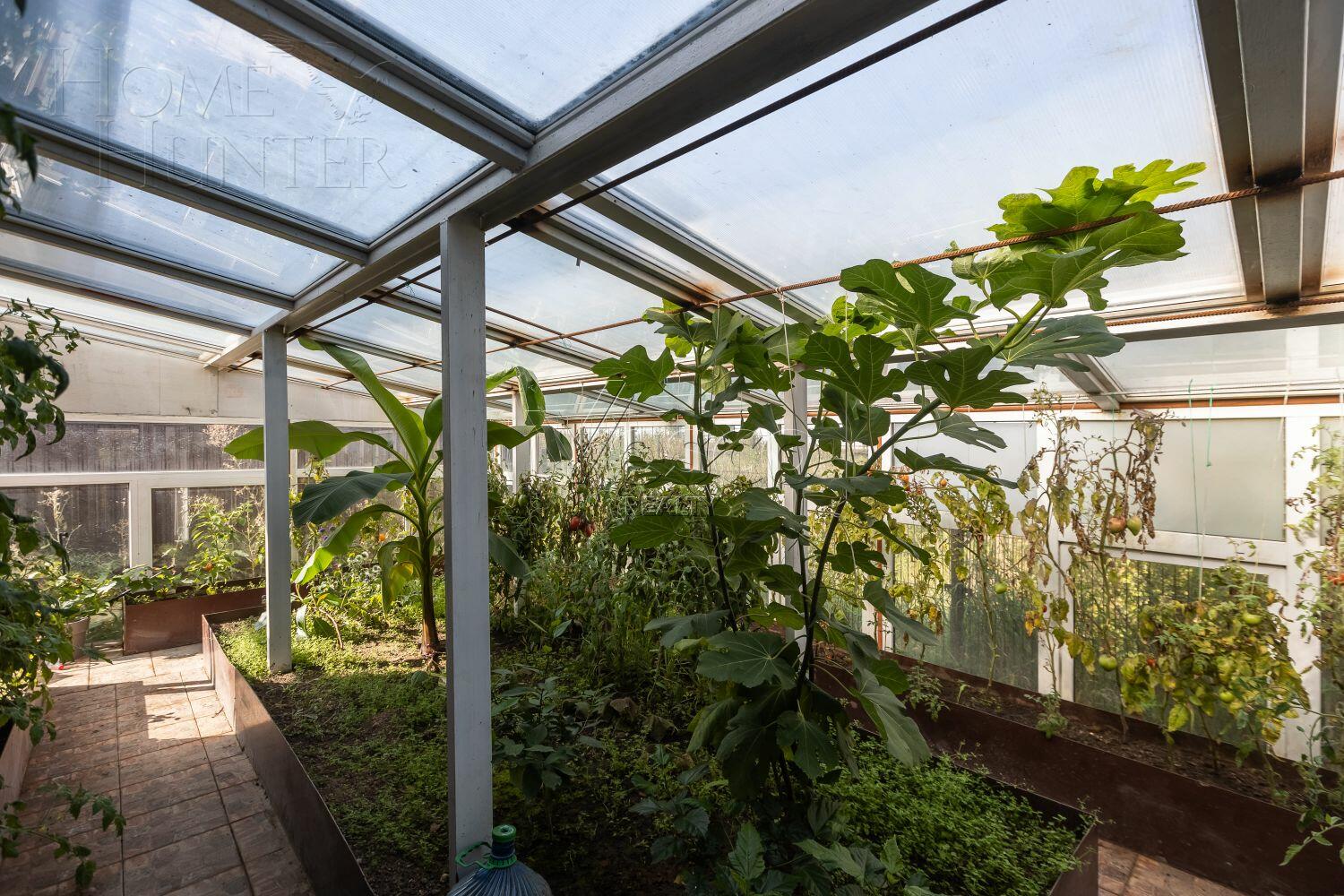 1-этажный коттедж 520.9 м² без отделки
